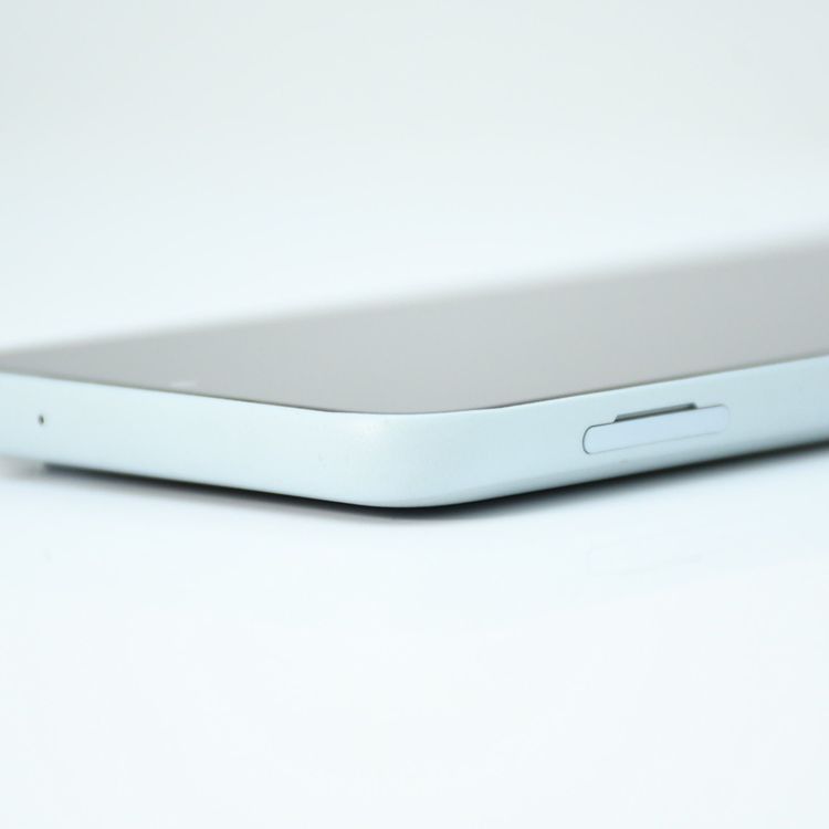 �������ɹ���SIM�ե꡼ docomo arrows We2 F-52E �饤�ȥ֥롼