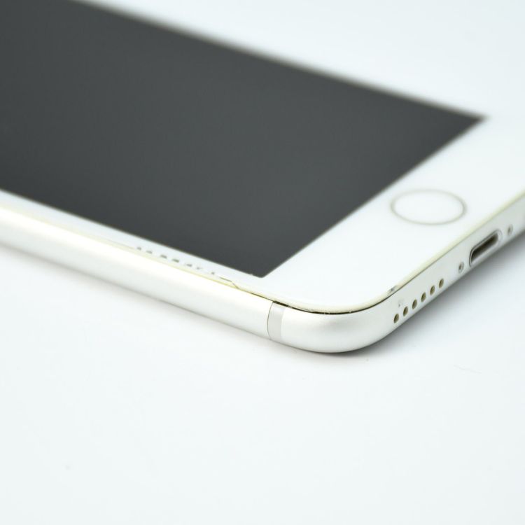 �����̳���ư���ǽ������󥯡�SIM�ե꡼ iPhone8 64GB ����С�