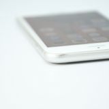 ���������SIM�ե꡼ iPhone 8 64GB ����С�