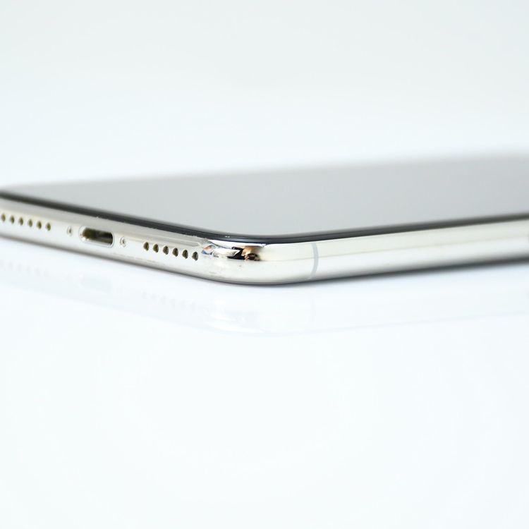 �����ʡ��Хåƥ꡼��������94%��SIM�ե꡼ iPhone X 256GB ����С�