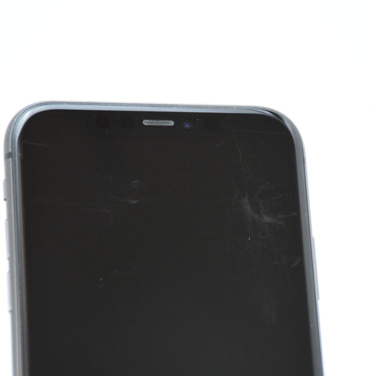 �ڽ����Хåƥ꡼��������85���docomo SIM�ե꡼ iPhone11 64GB �֥�å�