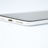 SIM�ե꡼ iPhone SE �裲���� 128GB �ۥ磻��