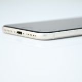 �ڥ����ȥ���饸��󥯡���������83%��SIM�ե꡼ iPhoneSE �裳���� 64GB