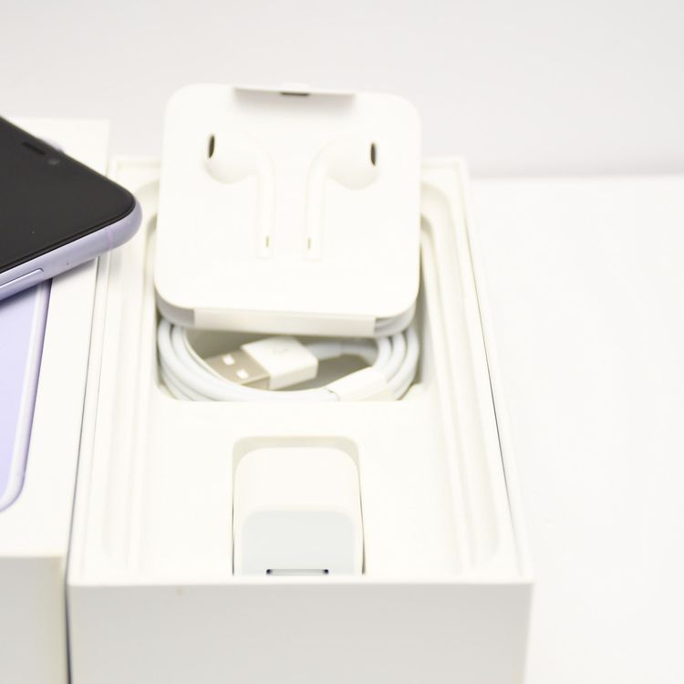 �����ʡ� SIM�ե꡼iPhone11 64GB �ѡ��ץ�