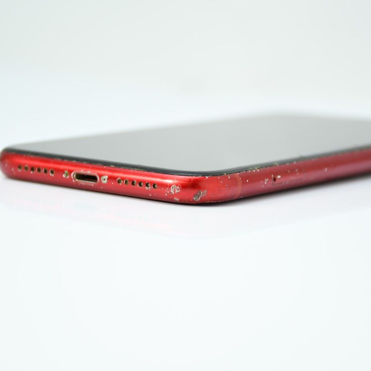 ��ư���ǽ�������Хåƥ꡼80%��docomo SIM�ե꡼ iPhone XR 128GB ��å�