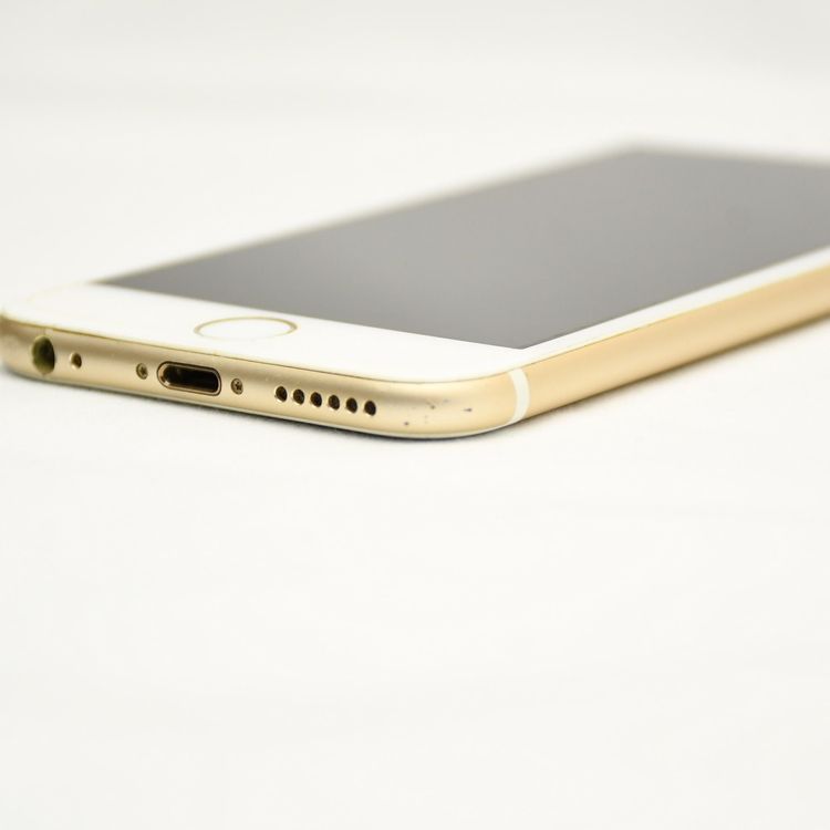 �ڥХåƥ꡼�������� 81���docomo SIM�ե꡼ iPhone 6 16GB �������
