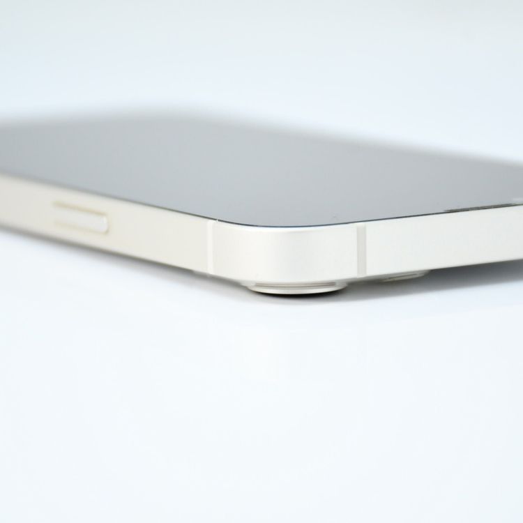 ��ư��ġ�����100 %���վ����ʡ�au SIM�ե꡼ iPhone13 128GB �������饤��