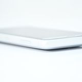 �ڿ���Ʊ�͡�SIM�ե꡼ docomo Xperia XZ2 Compact SO-05K