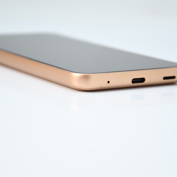 ɹ SIMե꡼ au arrows We FCG01 