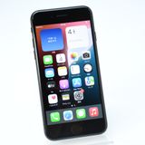 �ڽ����Хåƥ꡼��������100���SIM�ե꡼ iPhone SE��3���� 64GB �ߥåɥʥ���