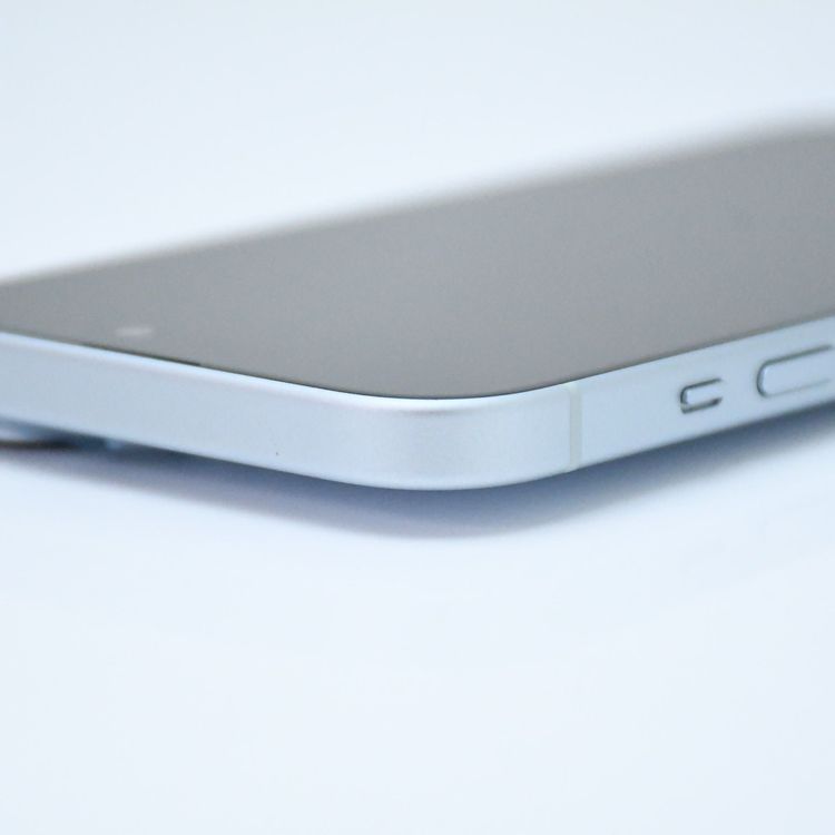ڽХåƥ꡼100վʡSIMե꡼ iPhone15 128GB ֥롼