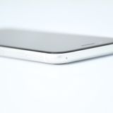 ��ư��ġ�����100 %��SIM�ե꡼ iPhone SE�裲���� 64GB �ۥ磻��