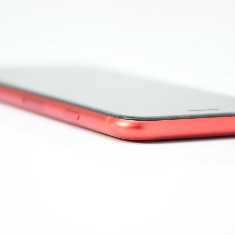 ��ư��ġ�����100 %�����ʡ�SIM�ե꡼ iPhone SE�裲���� 64GB ��å�