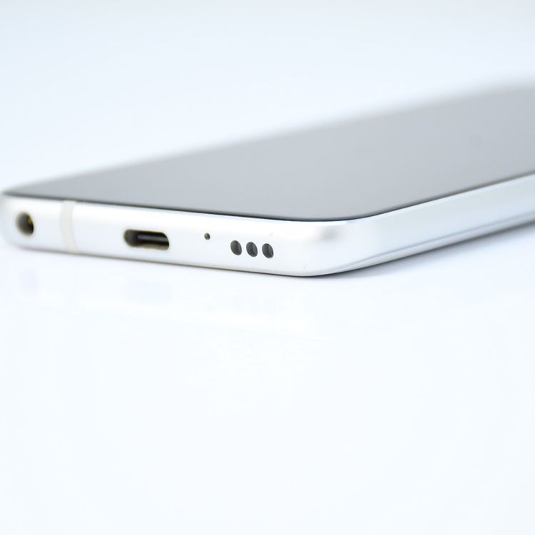 ������������ʡ������ɹ���SIM�ե꡼ docomo LG style L-03K �ۥ磻��