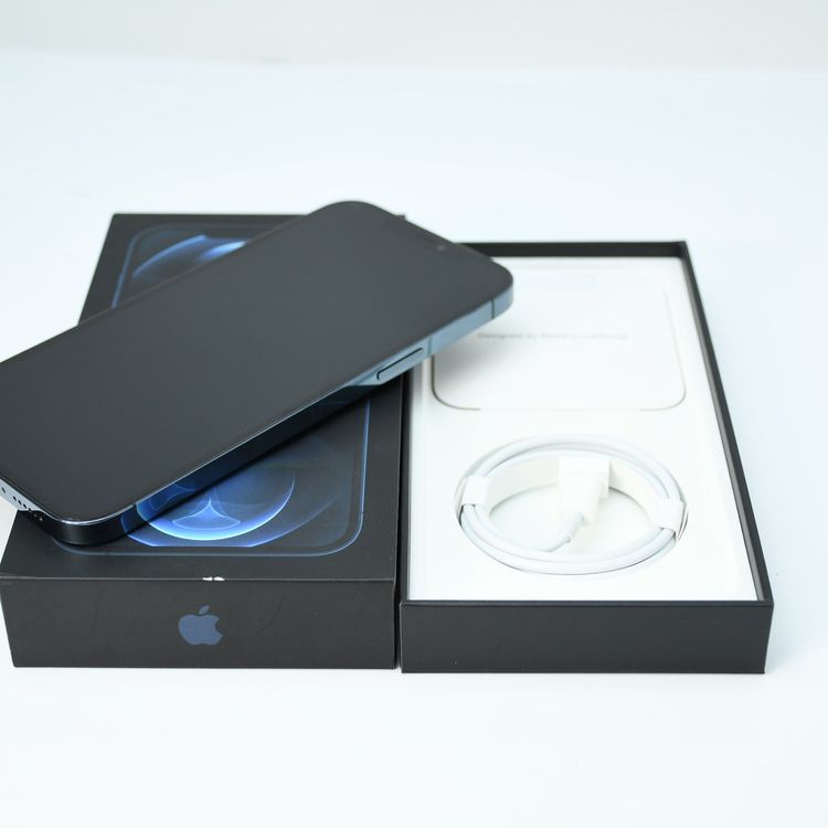 ����°�ʴ�����SIM�ե꡼ iPhone12 Pro Max 128GB �ѥ��ե��å��֥롼