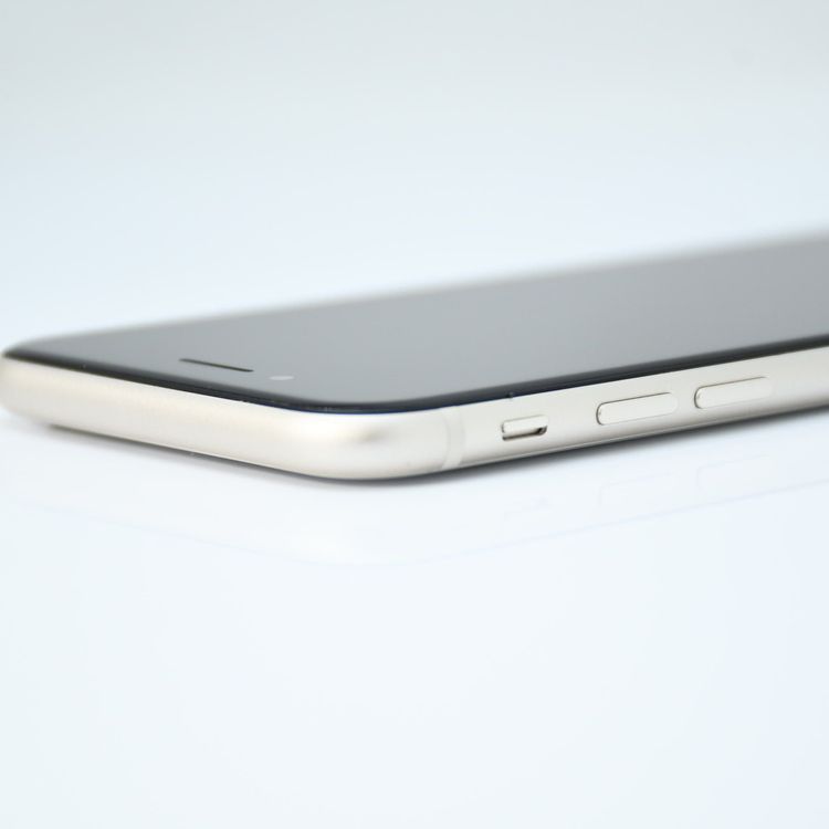 ưġ100 %au SIMե꡼ iPhoneSE 裳 64GB饤