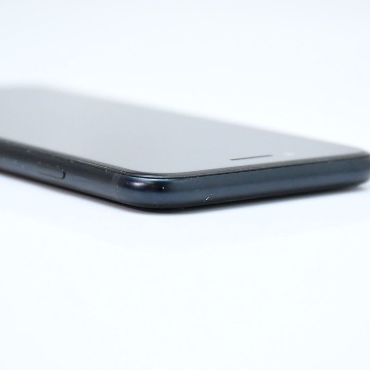 ưġ100 %SIMե꡼ iPhoneSE 裳 64GB ߥåɥʥ