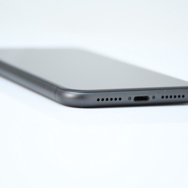 �ڱվ����ʡ�SIM�ե꡼ iPhone11 64GB �֥�å�