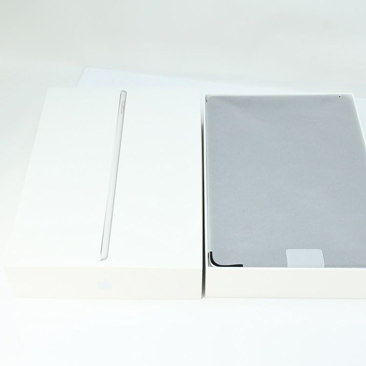 �ڥХåƥ꡼��������92������ʡ�iPad ��9���� 64GB ����С� Wi-Fi��ǥ�