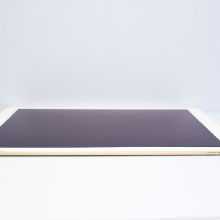 �������ꡦ�������ѿ���iPad Pro 12.9����� ��1���� 32GB �������