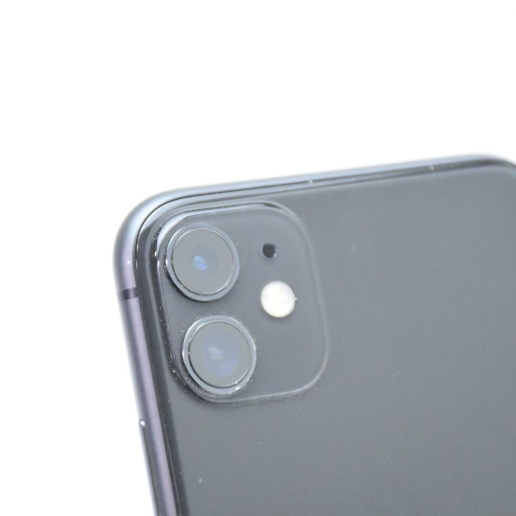 ڱվʡdocomo SIMե꡼ iPhone11 64GB ֥å