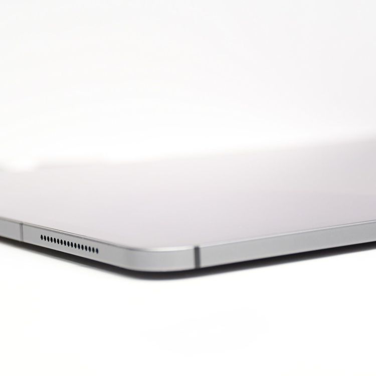 docomo SIM�ե꡼iPad Pro 12.9����� ��3���� 64GB