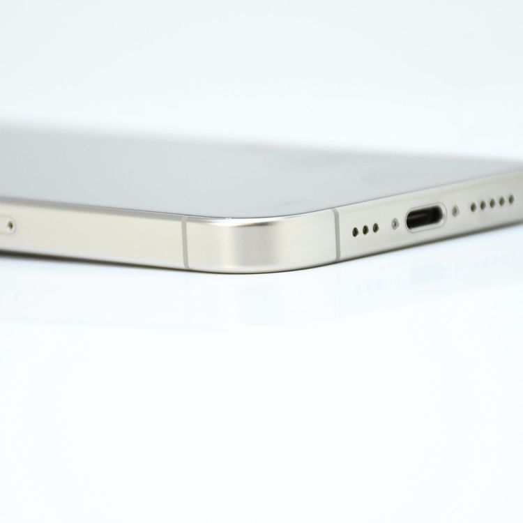 �����ʡ������ɹ�96%��docomo SIM�ե꡼iPhone15 Pro 256GB