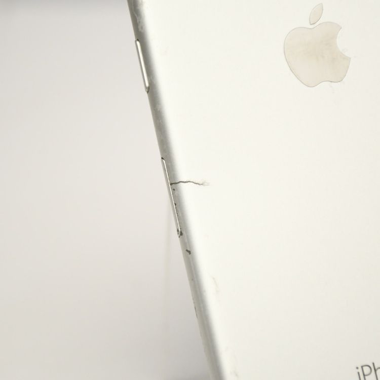 �ڥ���󥯡�ư���ǽ�ۥե꡼ iPhone 6s 16GB ����С�