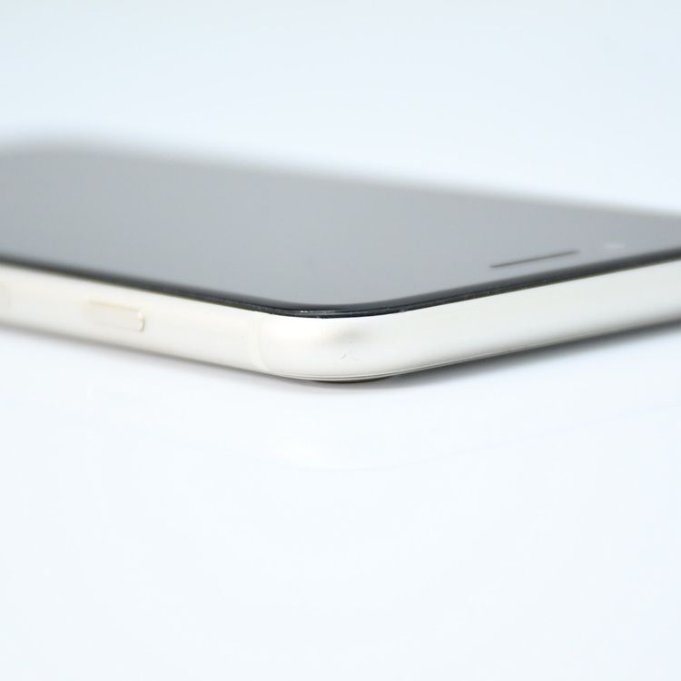 ưġ100 % SIMե꡼ iPhoneSE 裳 64GB 饤