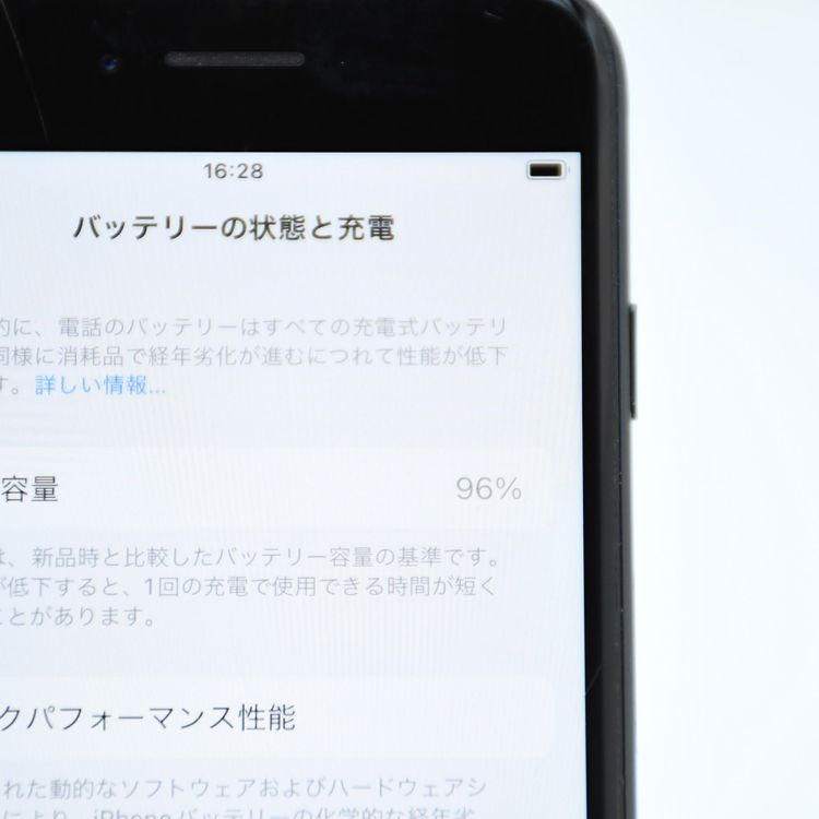 �ڽ����Хåƥ꡼96%��SIM�ե꡼ iPhoneSE �裳���� 64GB �ߥåɥʥ���