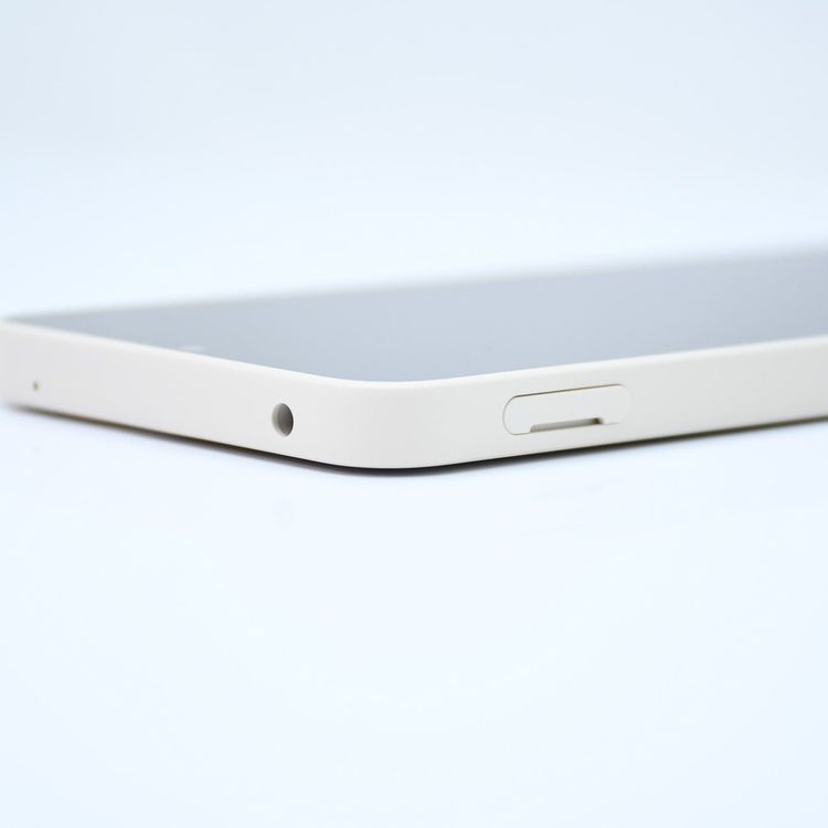 ڿƱ͡docmo SIMե꡼ AQUOS wish4 SH-52E ۥ磻