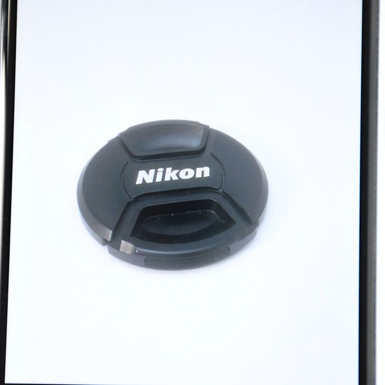 �ڥ�����󥺳�����°�ʴ�����SIM�ե꡼SE ��2���� 128GB �ۥ磻��