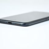 �����ʡ������Хåƥ꡼90%��SIM�ե꡼ iPhone SE��3���� 64GB�ߥåɥʥ���