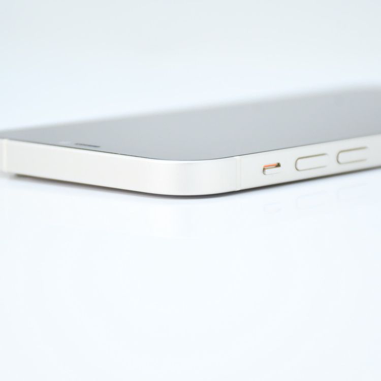 �����ʡ���°�ʴ�����au SIM�ե꡼iPhone12 64GB �ۥ磻��