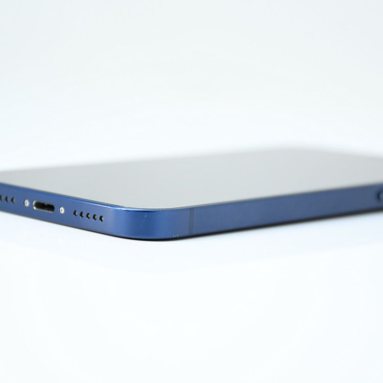 �ڽ����Хåƥ꡼86���Y!��Х��� SIM�ե꡼ iPhone12 64GB �֥롼