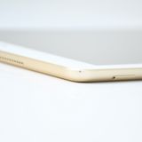 �����ʡ��Хåƥ꡼��������81���docomo SIM�ե꡼iPad ��5���� 32GB �������
