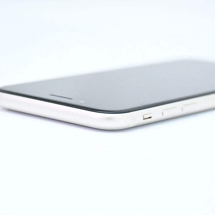 ưġХåƥ꡼100docomo SIMե꡼ iPhone SE 3 64GB