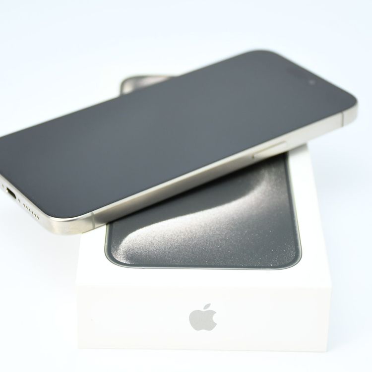 �ڶ˾����ʡ�AppleCare+��SIM�ե꡼iPhone15 Pro Max 256GB