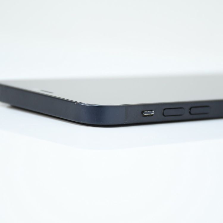 SIM�ե꡼ iPhone12 128GB �֥롼