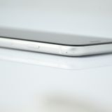 �ڥ�����󥺳�����°�ʴ�����SIM�ե꡼SE ��2���� 128GB �ۥ磻��