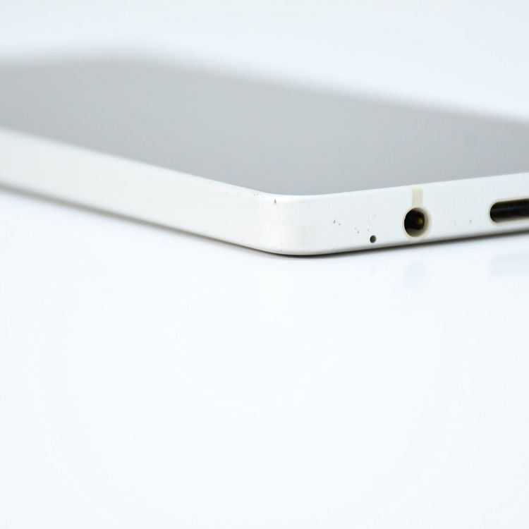 �ڱվ����ʡ������ɹ���SIM�ե꡼ docomo AQUOS sense6 SH-54B