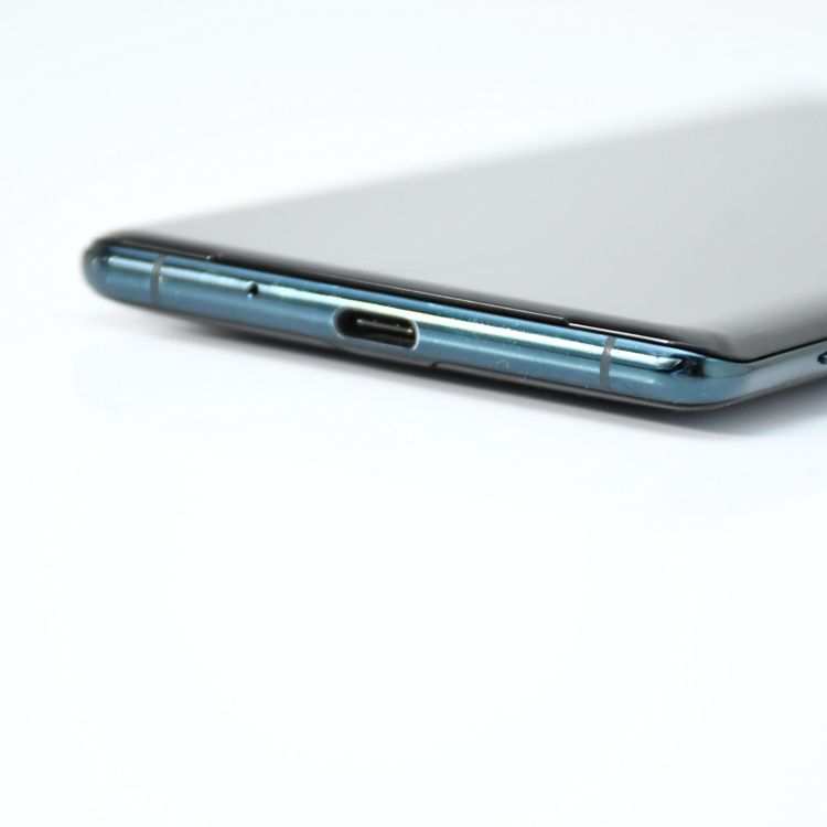 �������ɹ���SIM�ե꡼ au Xperia XZ3 SOV39 �ե��쥹�ȥ��꡼��
