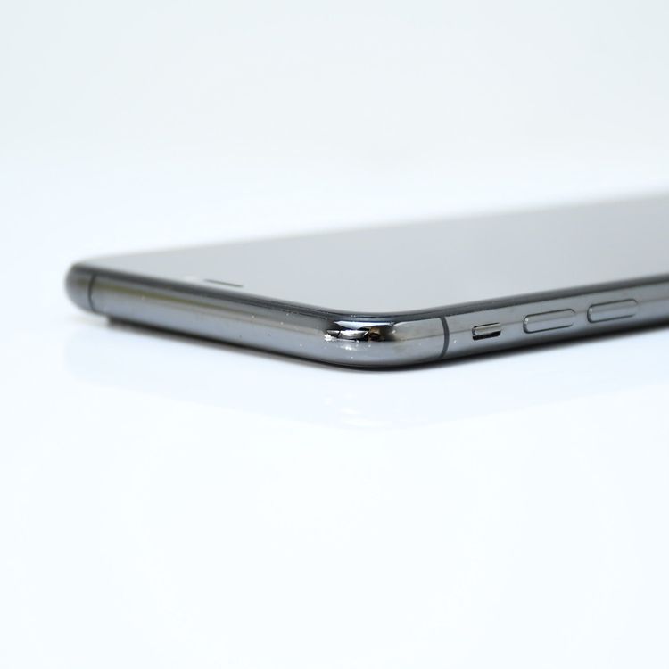 �����ʡ������Хåƥ꡼82���au SIM�ե꡼ iPhone XS Max 256GB