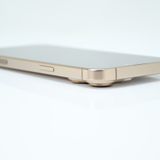 �ڿ���Ʊ�͡���������100%��SIM�ե꡼iPhone16 Pro Max 256GB