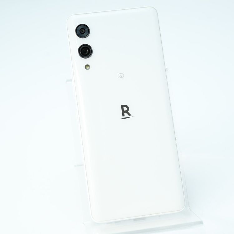�ڿ���Ʊ�͡�SIM�ե꡼ Rakuten 5G Hand P780 128GB �ۥ磻��