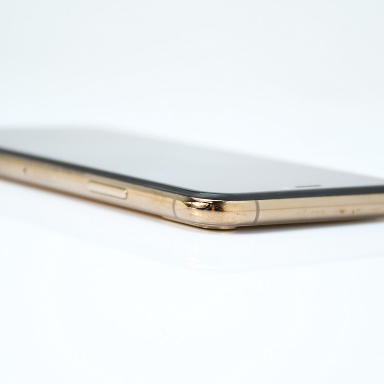 �ڥХåƥ꡼�������� 100���SIM�ե꡼ iPhoneXS 64GB �������