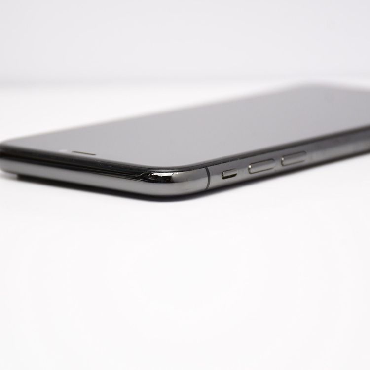 �ڱվ����ʡ������Хåƥ꡼100���docomo SIM�ե꡼ iPhone X 256GB