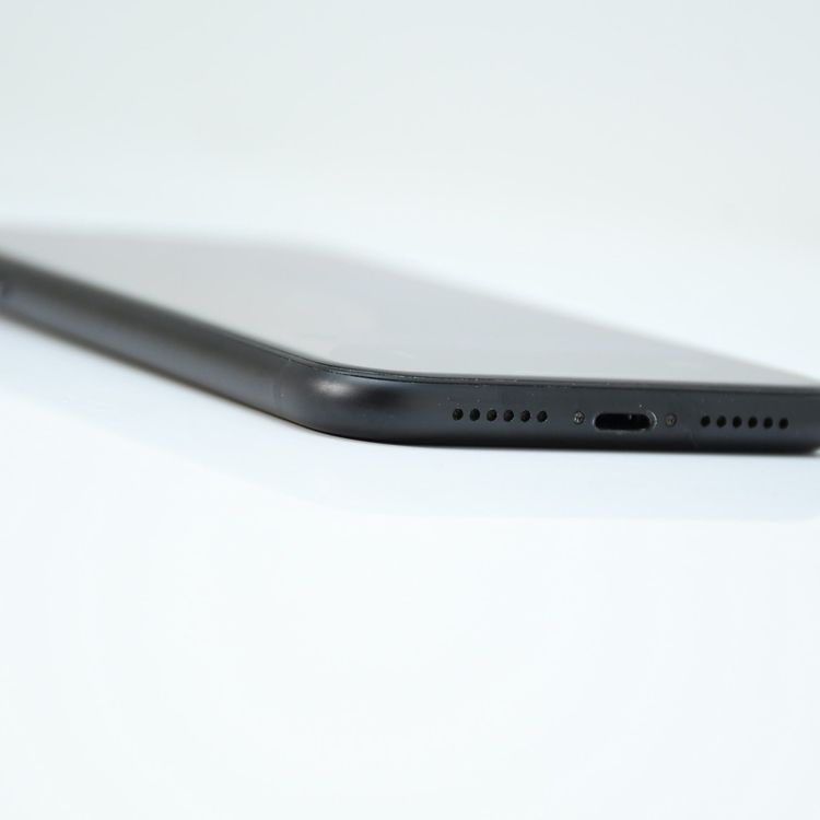 ��ư���ǽ������100������ʡ�SIM�ե꡼docomo iPhoneXR 64GB �֥�å�