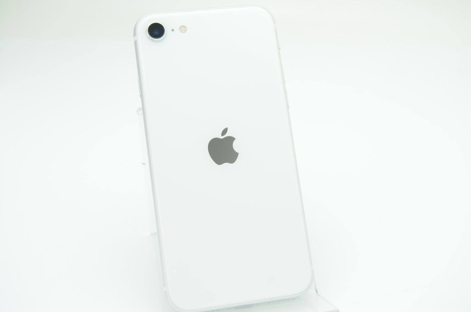 【美品】 iPhone SE ホワイト✖︎ゴールド 電池93% イヤフォン&箱付き ムスビー｜電池良好93％＊付属品完備＊美品＊simフリーiPhone SE 第2