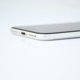 �����ʡ������Хåƥ꡼��������85���SIM�ե꡼ iPhone SE �裲���� 64GB �ۥ磻��